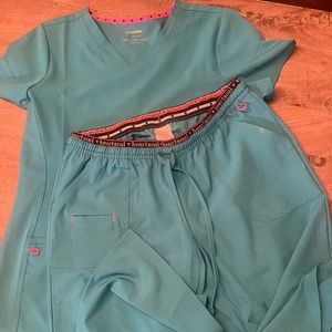Heart soul scrubs only worn few times. Great condition